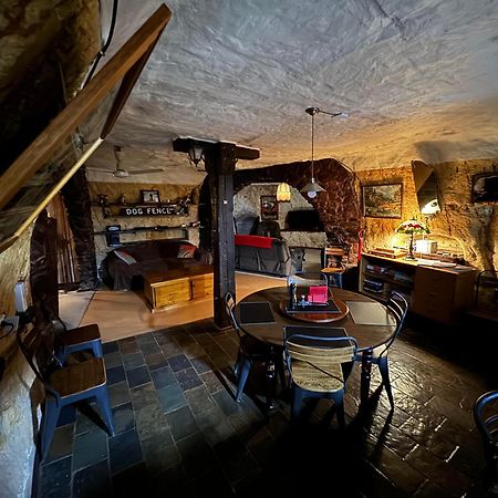 Hotel Di'S Dugouts Coober Pedy Zewnętrze zdjęcie