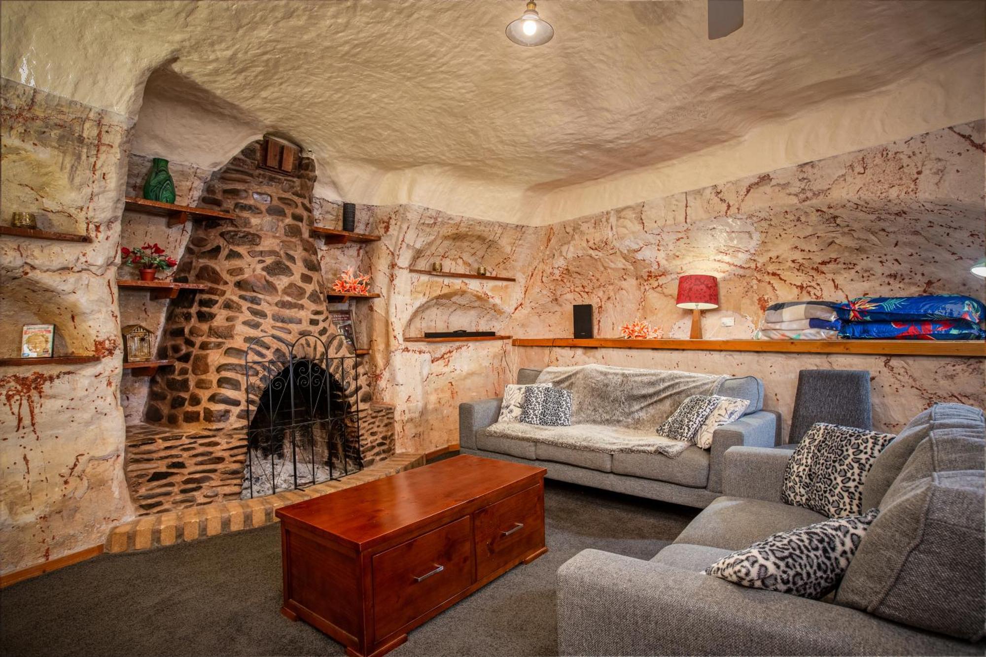 Hotel Di'S Dugouts Coober Pedy Zewnętrze zdjęcie