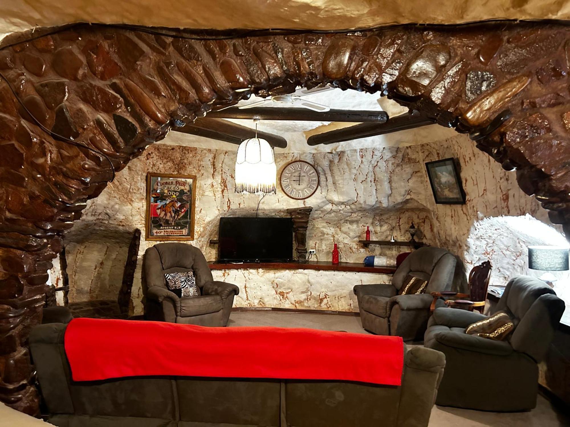 Hotel Di'S Dugouts Coober Pedy Zewnętrze zdjęcie