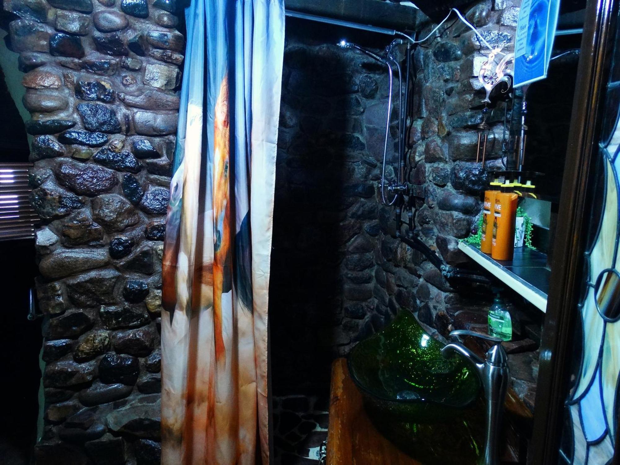 Hotel Di'S Dugouts Coober Pedy Zewnętrze zdjęcie