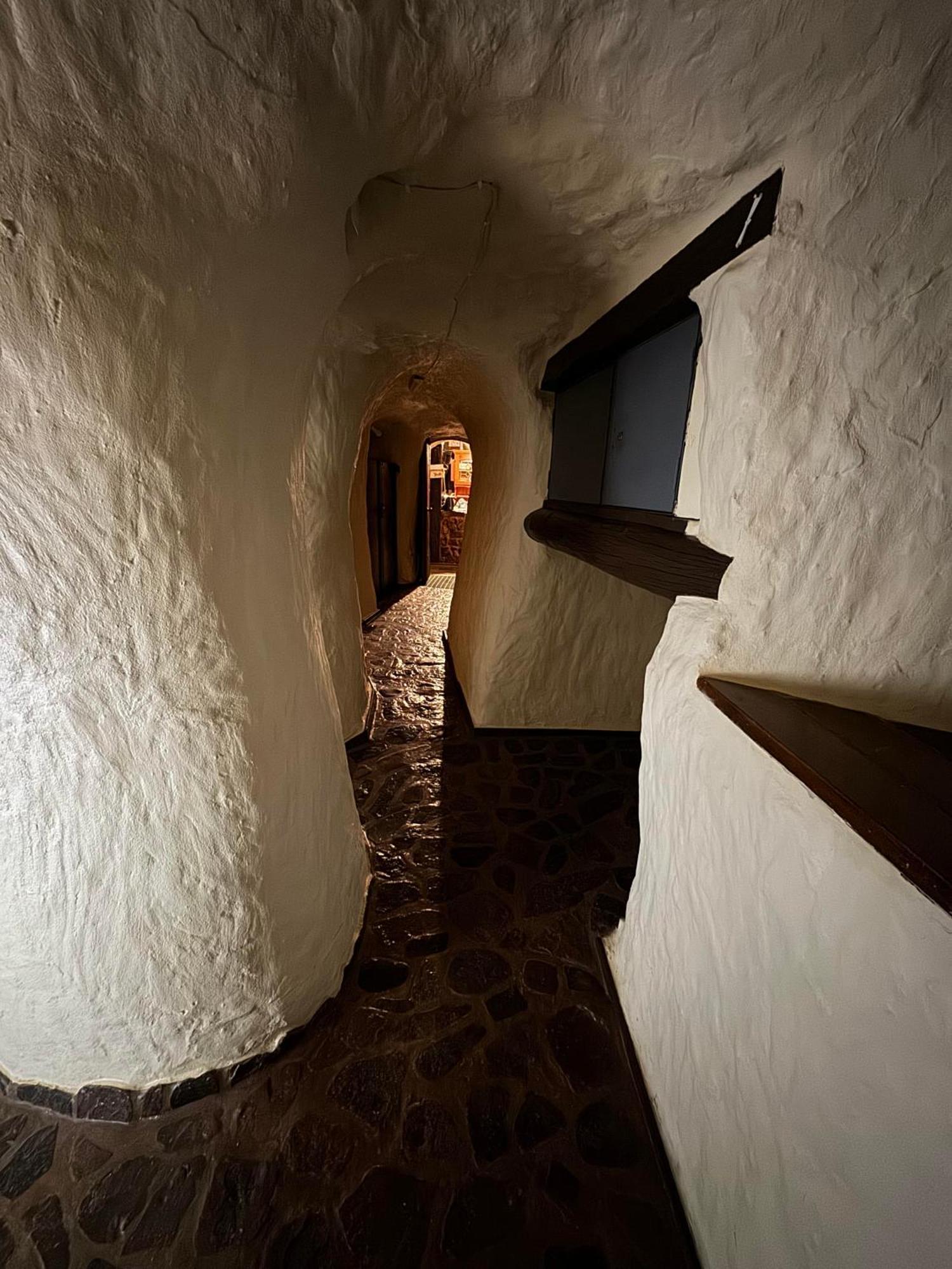 Hotel Di'S Dugouts Coober Pedy Zewnętrze zdjęcie