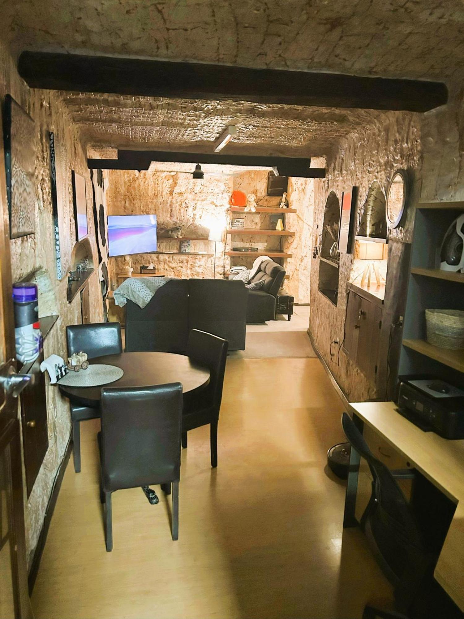 Hotel Di'S Dugouts Coober Pedy Zewnętrze zdjęcie